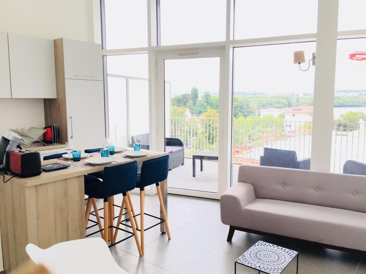 The Boat Apartment Annecy Bagian luar foto